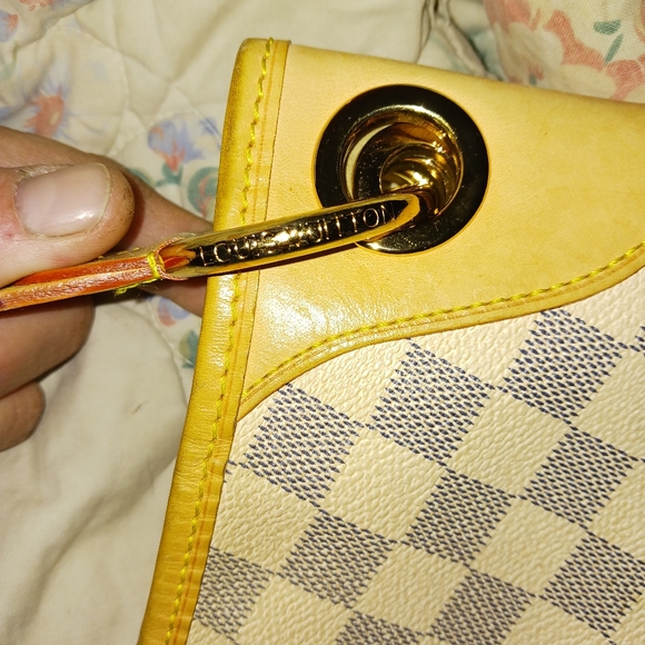 LOUIS VUITTON BAG - Picture 5 of 8